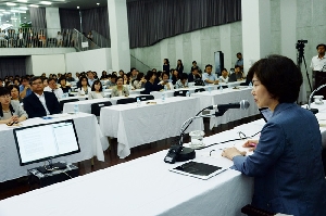 2014 하계 전체 교수 회의_총장과의 열린 토론