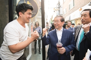 박원순서울시장 이화스타트업52번가 방문