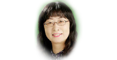 정성임 동문, 육군사관학교 최초의 민간인 교수로 임명