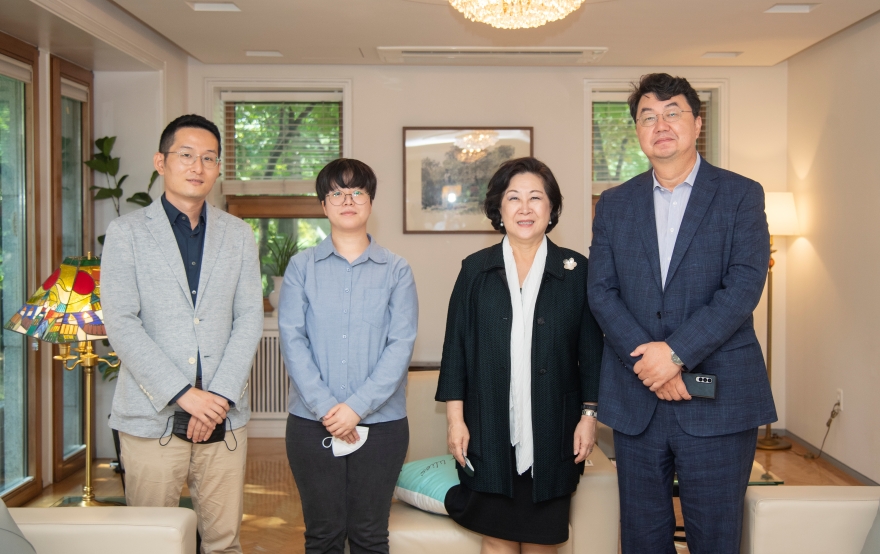 [동정] 한국경제 편집국장 초청 오찬