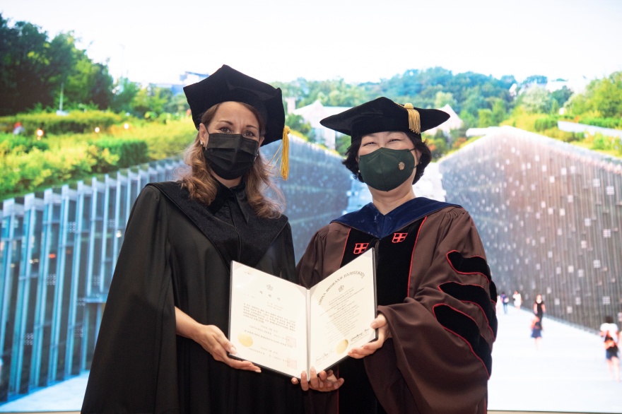 [동정]  Ilham Kadri 명예문학박사 학위수여식