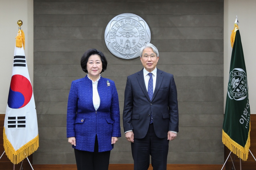 [동정] 홍현익 국립외교원장 접견