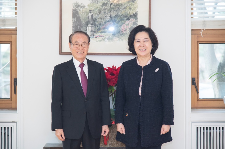 [동정] 윤세영 태영그룹 창업회장 총장 초청 오찬