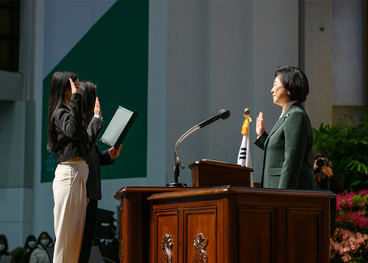 2023 New Student Convocation and “Welcome to EWHA”