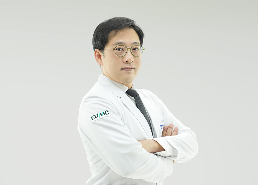 김진우 교수