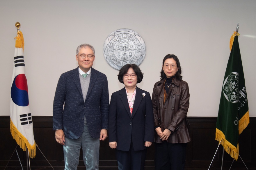 [동정] 조홍로 용운장학재단 이사장, 신지영 SR테크노팩 이사 접견