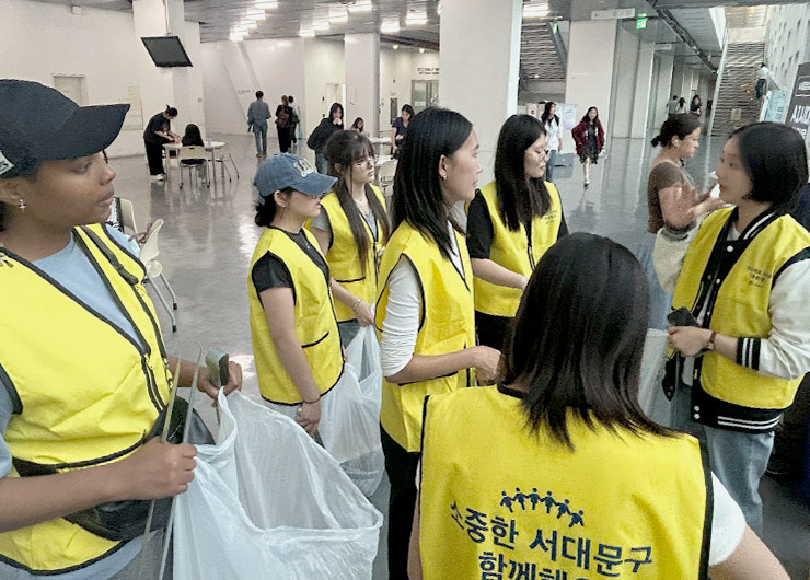 이화글로벌사회공헌원–제58대 총학생회 ‘스퍼트’, 학생과 함께 만드는 지속가능한 캠퍼스 ‘플로깅 데이’ 개최