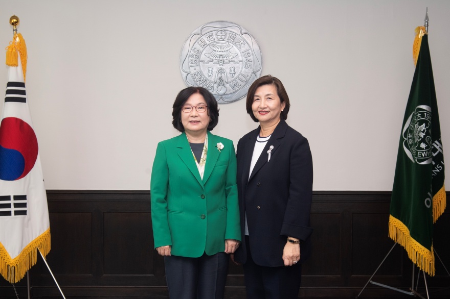 [동정] 계난경 동창 접견